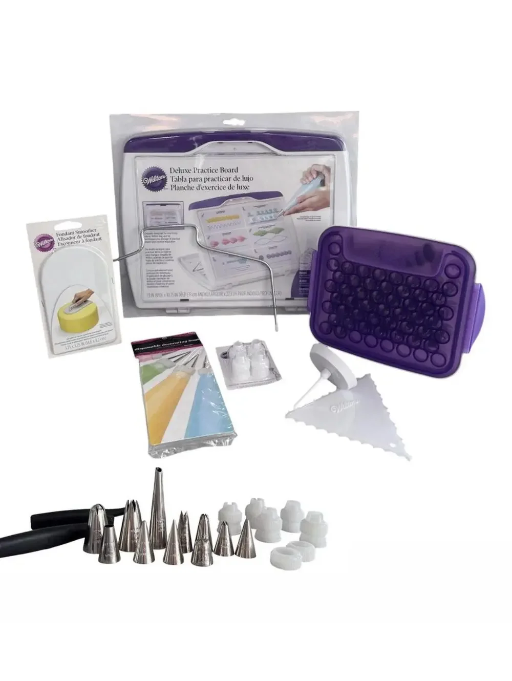 (RA) Huge Wilton Cake Decorating 55-Piece Master Tip Set, Board Vintage Korea